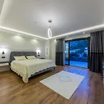 Villa Palmiye Icmeler Daily Weekly Rentals