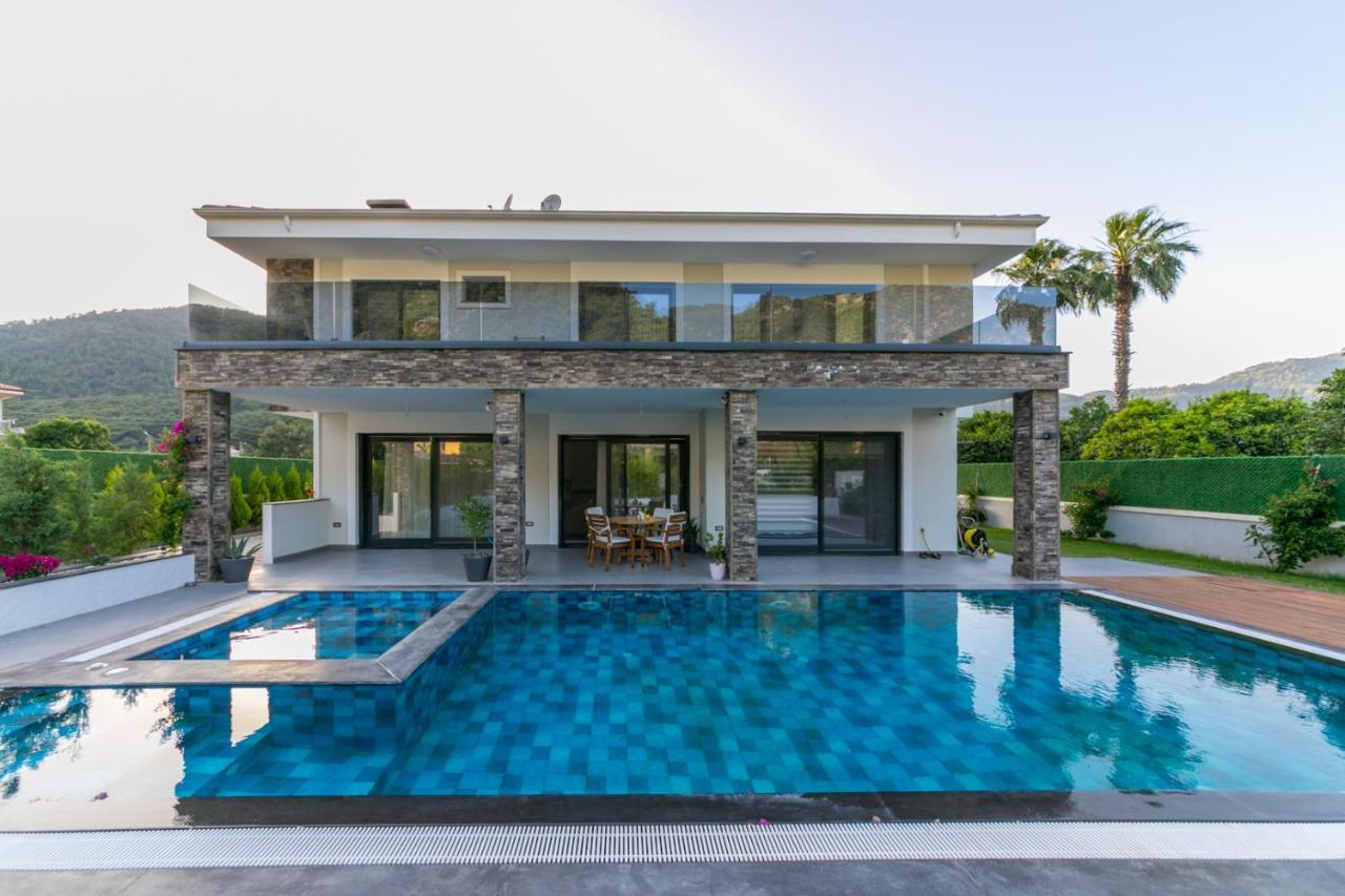 Villa Palmiye Icmeler Daily Weekly Rentals Villa