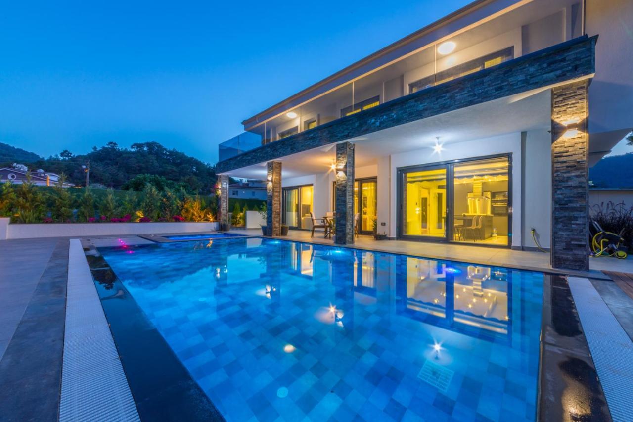 Villa Villa Palmiye Icmeler Daily Weekly Rentals